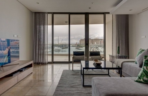 Victoria and Alfred Waterfront Apartment | 203 Pembroke Serviced Apartment