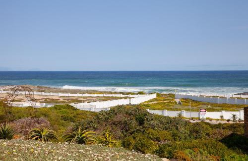 Yzerfontein Apartment | 21 ON BAKOOND