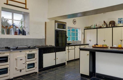Graaff-Reinet Bed & Breakfast | 215 m² Bed and breakfast ∙ 2 bedrooms ∙ 6 guests