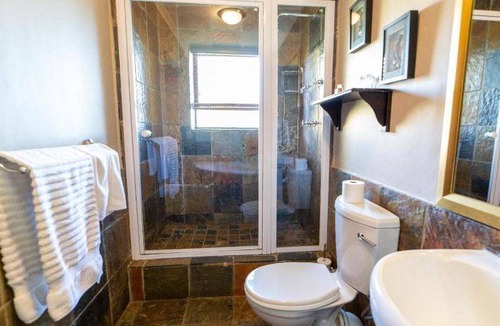 Upington Cabin | 22 m² Lodge ∙ 2 bedrooms ∙ 4 guests