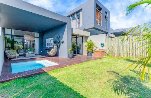 Shaka's Rock Apartment | 220 m² Apartment ∙ 2 bedrooms ∙ 4 guests