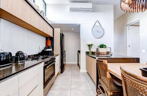 Shaka's Rock Apartment | 220 m² Apartment ∙ 2 bedrooms ∙ 4 guests