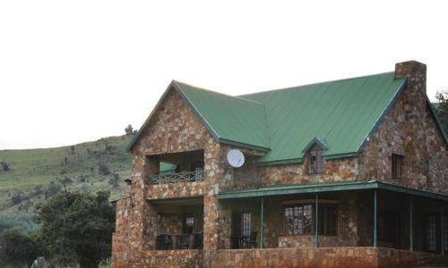 Dullstroom Apartment | 220 m² Apartment ∙ 5 bedrooms ∙ 127 guests