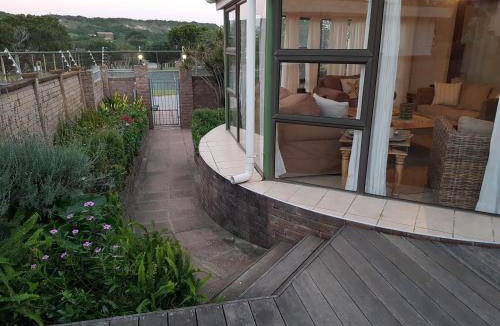 Bushman's River Mouth House | 220 m² House ∙ 4 bedrooms ∙ 10 guests