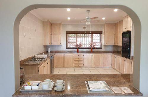 Port Edward Bed & Breakfast | 221 m² Bed and breakfast ∙ 3 bedrooms ∙ 6 guests