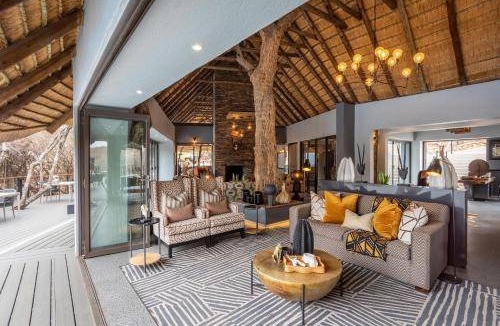 Madikwe Game Reserve Cabin | 223 m² Lodge ∙ 4 guests