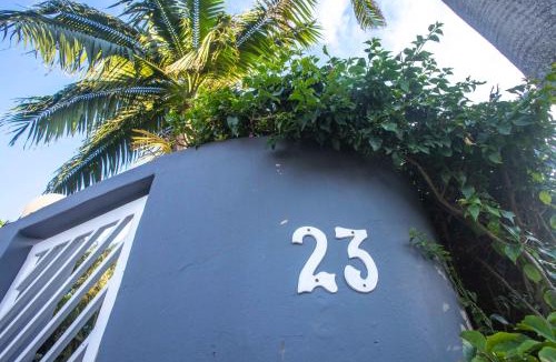 Umtentweni Bed & Breakfast | 23 Ambleside Retreat
