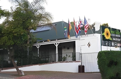 Oudtshoorn Bed & Breakfast | 23 m² Bed and breakfast ∙ 127 guests