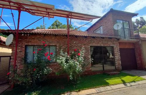 Orkney Apartment | 23 Wawiel Guesthouse