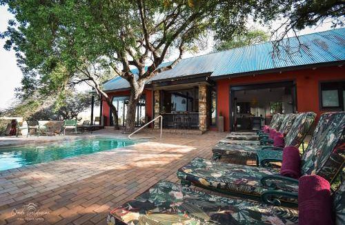 Hoedspruit House | 236 m² House ∙ 5 bedrooms ∙ 10 guests