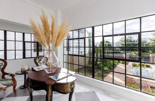 Paarl Villa | 25 m² Villa ∙ 3 bedrooms ∙ 6 guests