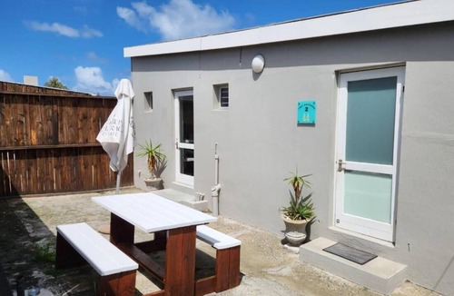 Struisbaai Apartment | 25 On Main Struisbaai - Economy Appartment