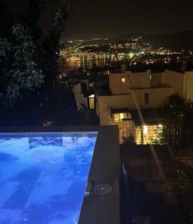 Bodrum City Center Apartment | 250 m² Apartment ∙ 3 bedrooms ∙ 6 guests