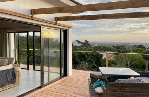 Saint Francis Bay House | 250 m² House ∙ 4 bedrooms ∙ 8 guests