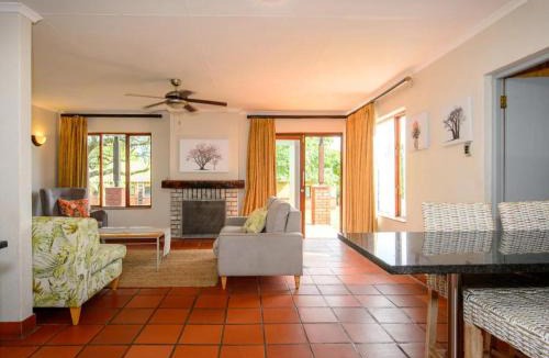 White River Apartment | 26 on Greenway
