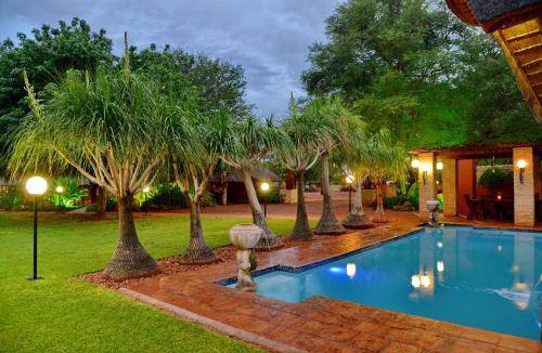 Lephalale Cabin | 269 m² Lodge ∙ 5 bedrooms ∙ 10 guests