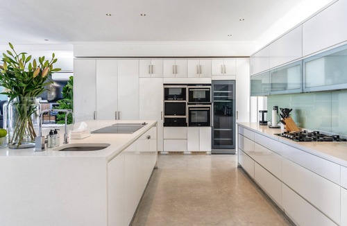 Camps Bay Villa | 26OnFirst: UPS, Sea Views & Personalised Service