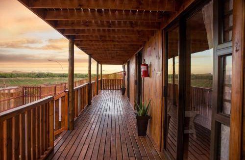 Upington Cabin | 28 m² Lodge ∙ 3 guests
