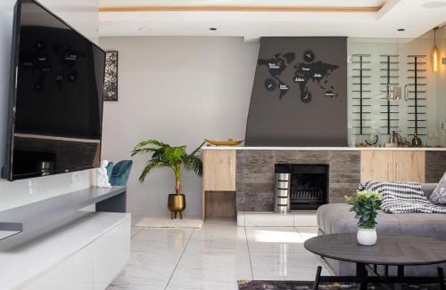 Greater Johannesburg Metropolitan Area Villa | 28 Wilfred Villa