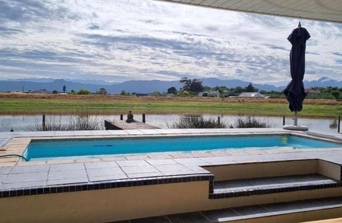 Riebeek Kasteel Hotel | 280 m² Hotel ∙ 3 bedrooms ∙ 6 guests