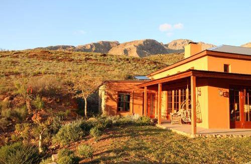 Robertson House | 280 m² House ∙ 5 bedrooms ∙ 16 guests