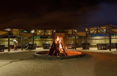 Moses Kotane Resort | 296 m² Resort ∙ 3 bedrooms ∙ 127 guests