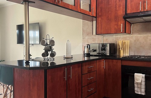 Greater Johannesburg Metropolitan Area Apartment | 2bed 2bath Aprtmnt in Peaceful Complex! Close to Lanseria Airport!