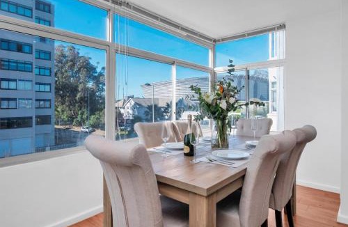 Mouille Point Apartment | 2bed Central Apartment in Cape Town Atlantic Point