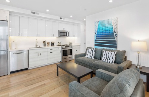 Mission District Apartment | 2BR 1BA Condo w Rooftop Deck - San Francisco Life Real Estate n