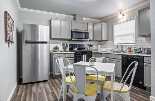 Sacramento Apartment | 2BR Getaway Near Downtown, Old Sac & Riverfront