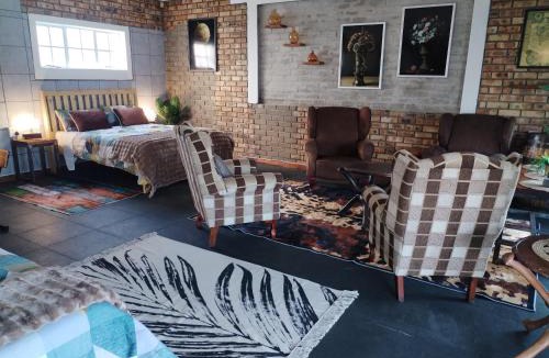 Graskop Apartment | 2K City Studios Not Self catering