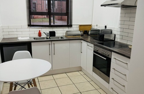 Greater Johannesburg Metropolitan Area Apartment | 3 Bedroom Apartment in Bushmill Amorosa Roodepoort . Family friendly
