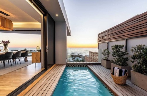 Camps Bay Villa | 3 Levels Villa with 2 Pools - 200m from the beach