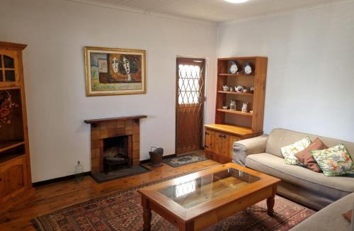 Strand Apartment | 3 On Herschell