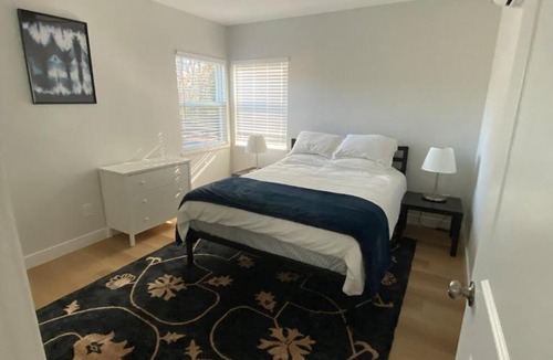 Palo Alto Apartment | 3 Palo Alto - Fully Furnished Apartment - AC, Laundry & Secure Parking