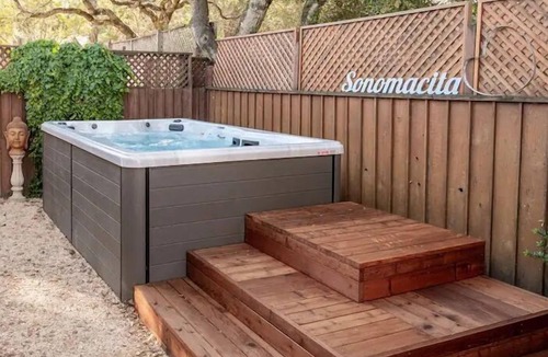 Fetters Hot Springs-Agua Caliente House | 30 day rental for a Charming 2-bedroom house in enchanting Sonoma with WiFi