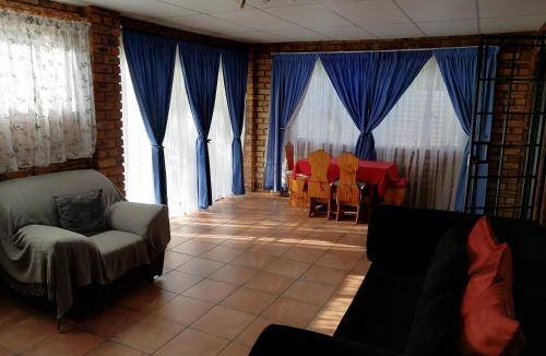 Bainsvlei Apartment | 30 m² Apartment ∙ 2 bedrooms ∙ 6 guests