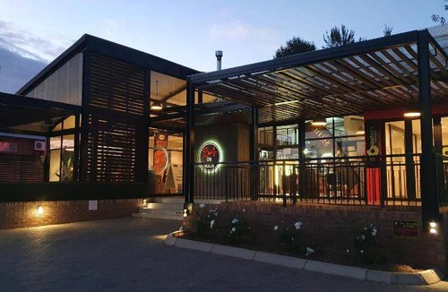 Dullstroom Hotel | 30 m² Hotel ∙ 4 guests