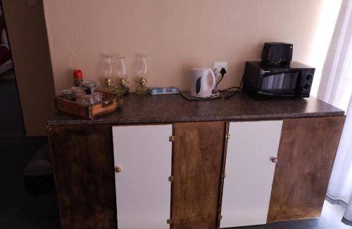 Beaufort West House | 30 m² House ∙ 1 bedroom ∙ 4 guests