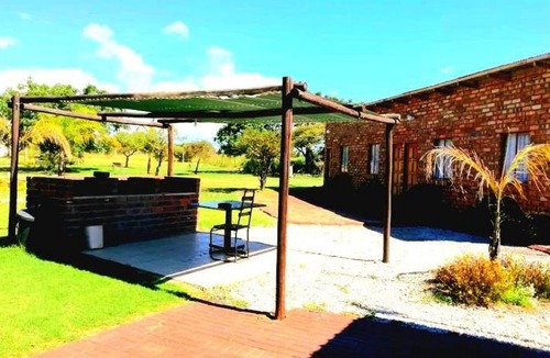 Polokwane Cabin | 30 m² Lodge ∙ 127 guests