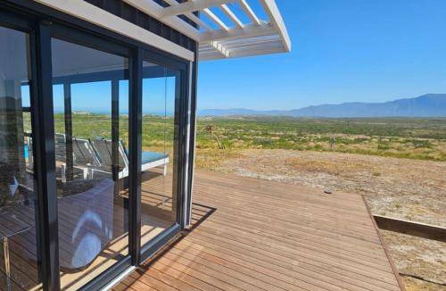 Overstrand Cabin | 30 m² Lodge ∙ 2 guests