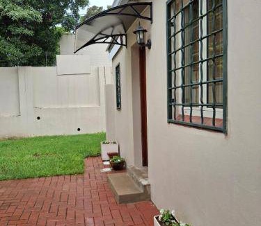 Parkwood House | 30 m² Motel ∙ 2 guests