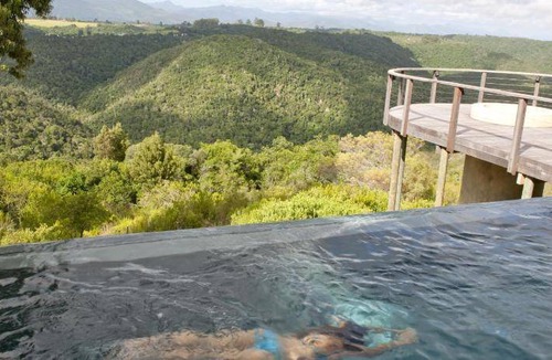 Keurboomstrand Cabin | 300 m² Lodge ∙ 3 bedrooms ∙ 127 guests