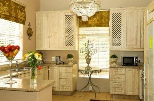 Magaliesberg Villa | 300 m² Villa ∙ 3 bedrooms ∙ 6 guests