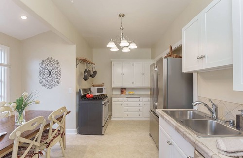 Pacific Grove House | 3112 Lighthouse Sanctuary ~ Walk Everywhere!