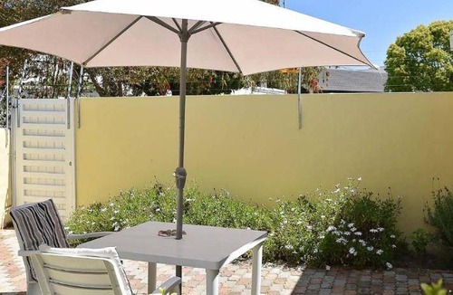 Plettenberg Bay Bed & Breakfast | 32 m² Bed and breakfast ∙ 2 bedrooms ∙ 127 guests
