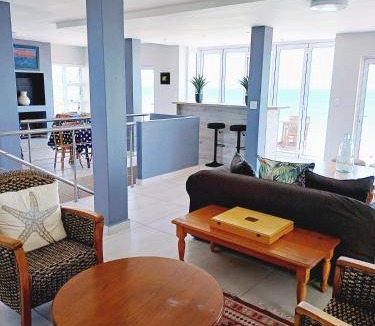 Calypso Beach Bed & Breakfast | 32 m² Bed and breakfast ∙ 4 guests