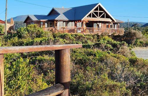 Wilderness Beach Apartment | 325 m² Apartment ∙ 4 bedrooms ∙ 8 guests