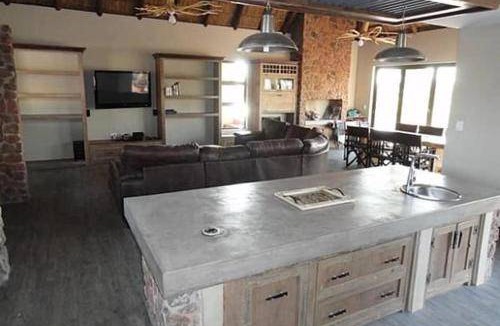 Bela-Bela Apartment | 325 m² Apartment ∙ 3 bedrooms ∙ 8 guests