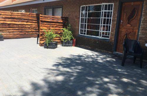 Polokwane Bed & Breakfast | 33 m² Bed and breakfast ∙ 4 guests